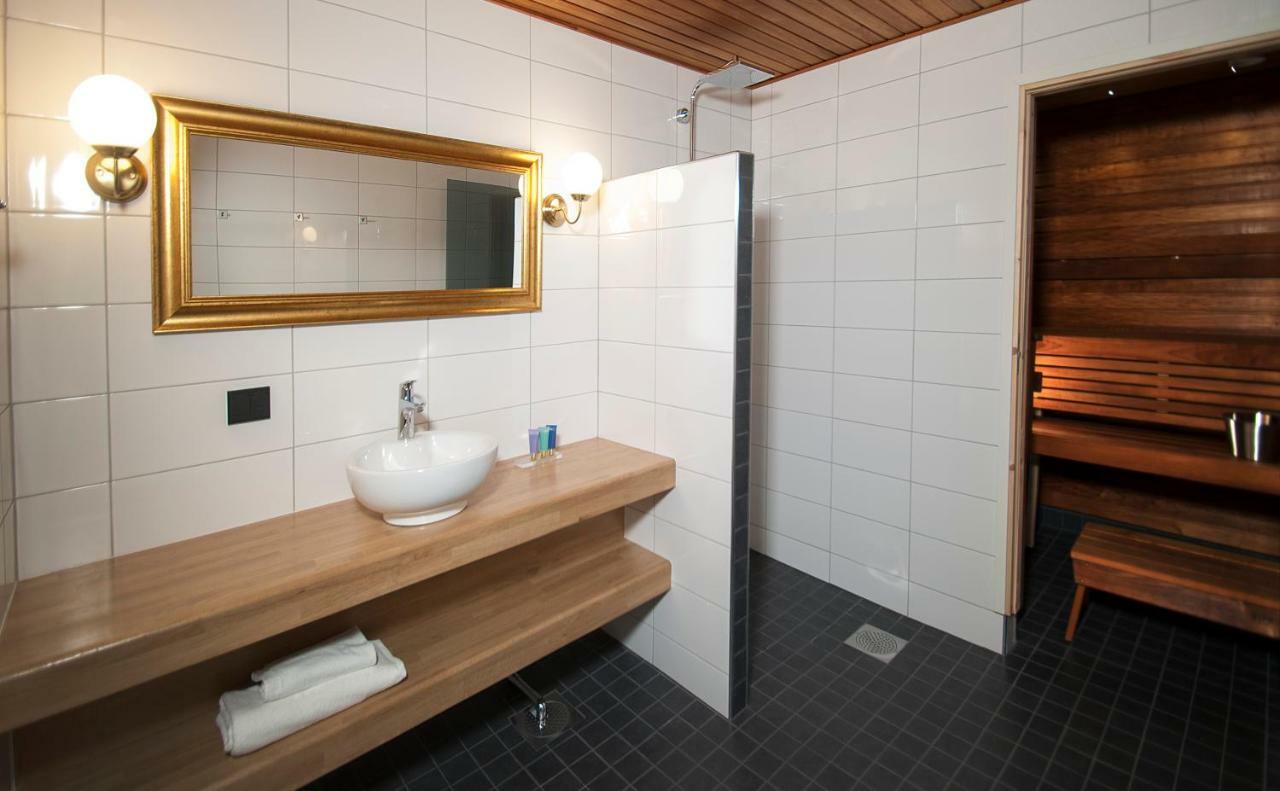 Boutique Hotel Mustaparta Торніо Екстер'єр фото