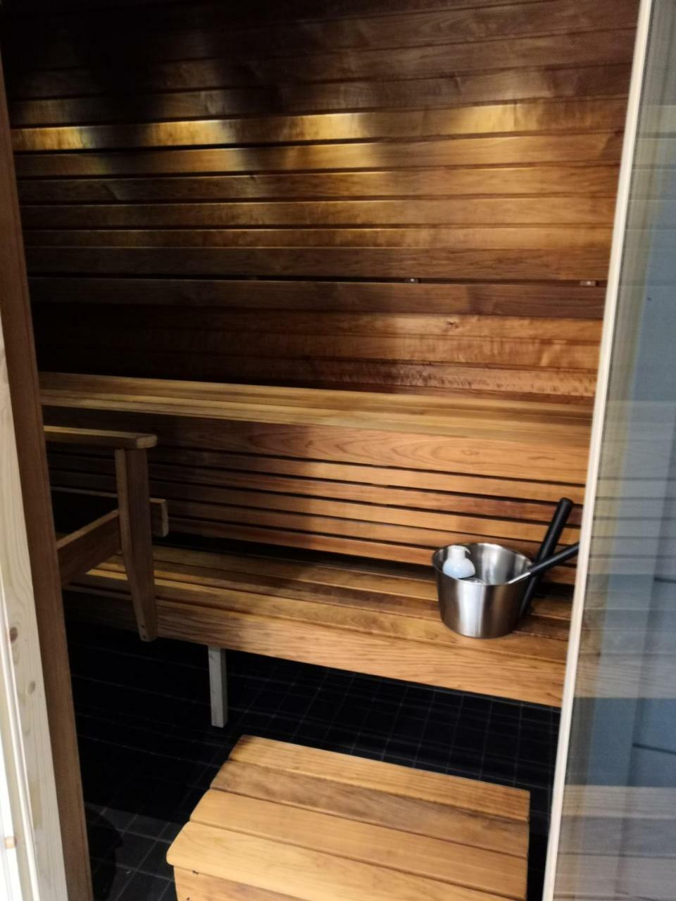 Boutique Hotel Mustaparta Торніо Екстер'єр фото